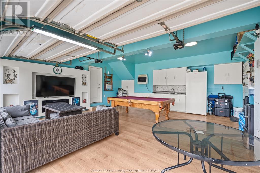 Photo 22 of 859 Southwood Drive, Lakeshore ON
