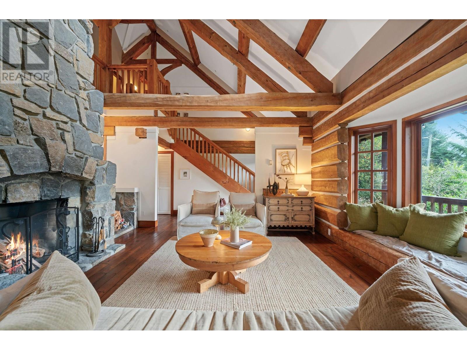 5851 EAGLE ISLAND, West Vancouver real estate listing R2972557