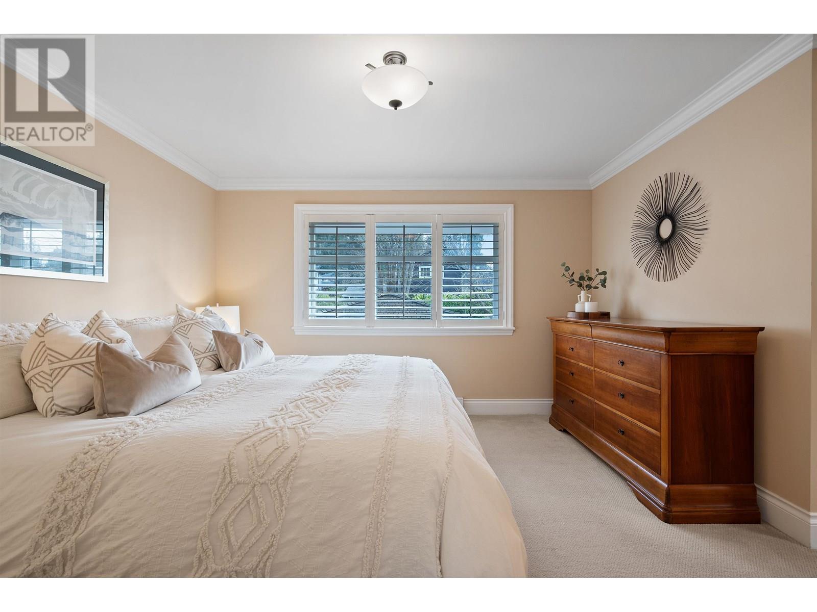 938 KINGS AVENUE, West Vancouver