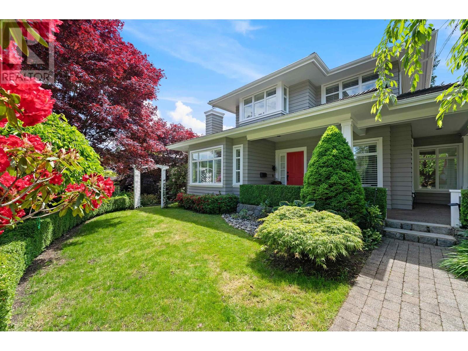 938 KINGS AVENUE, West Vancouver