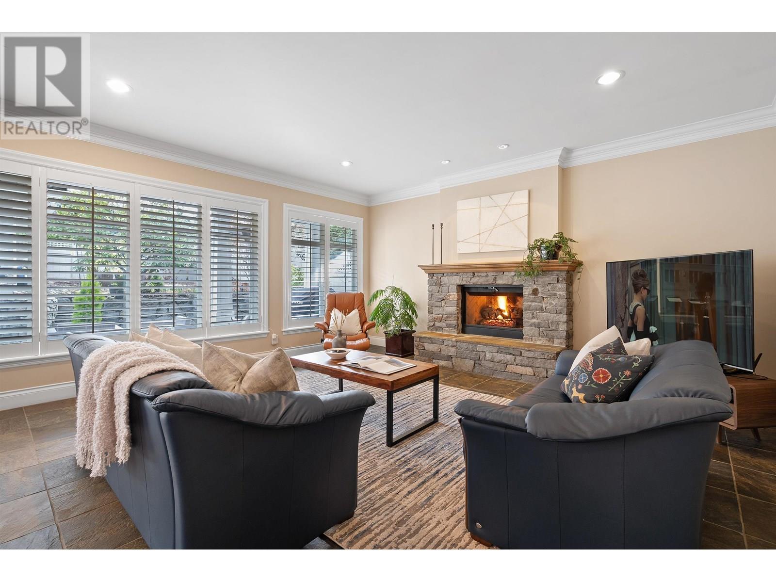 938 KINGS AVENUE, West Vancouver