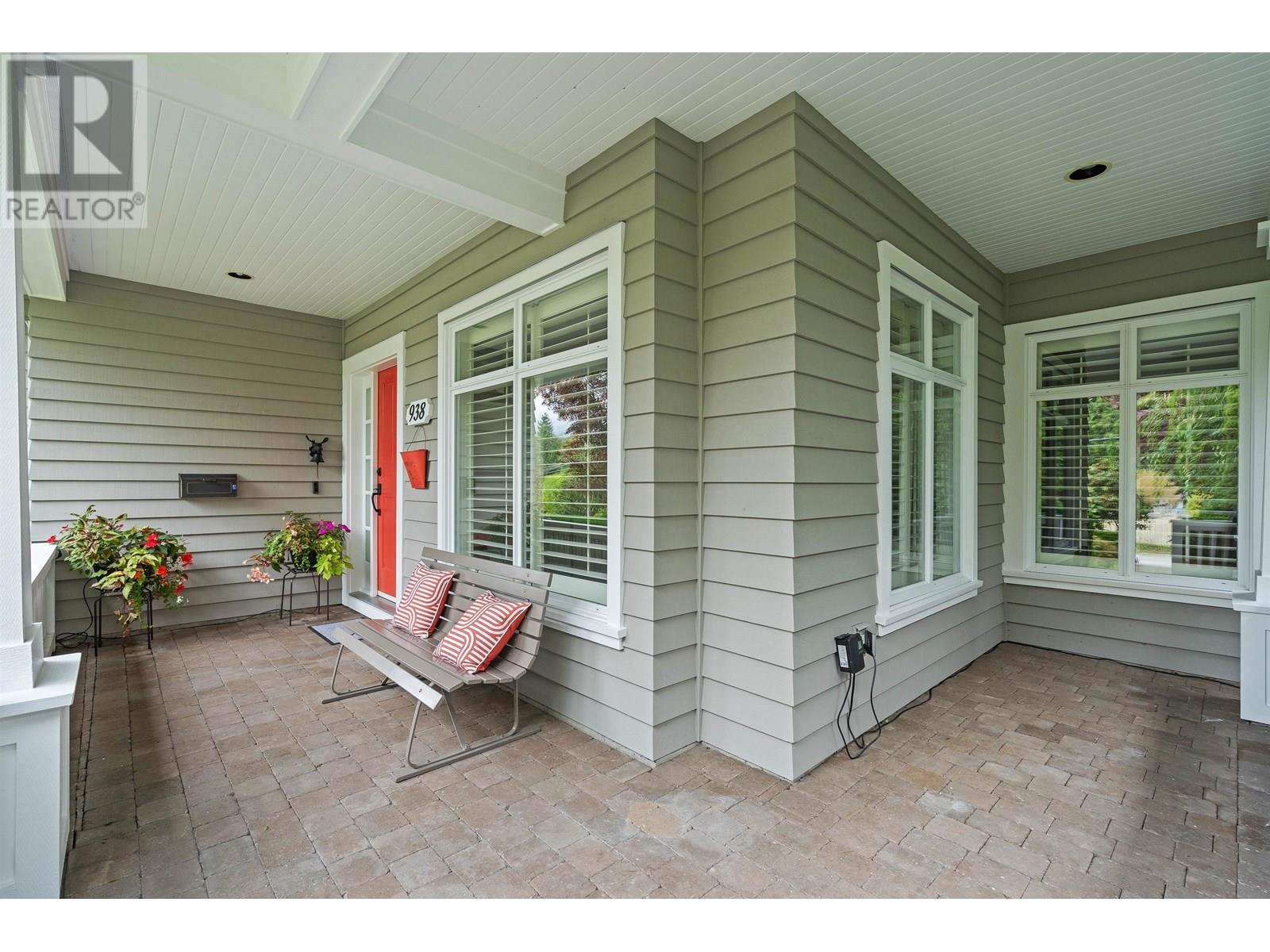 938 KINGS AVENUE, West Vancouver
