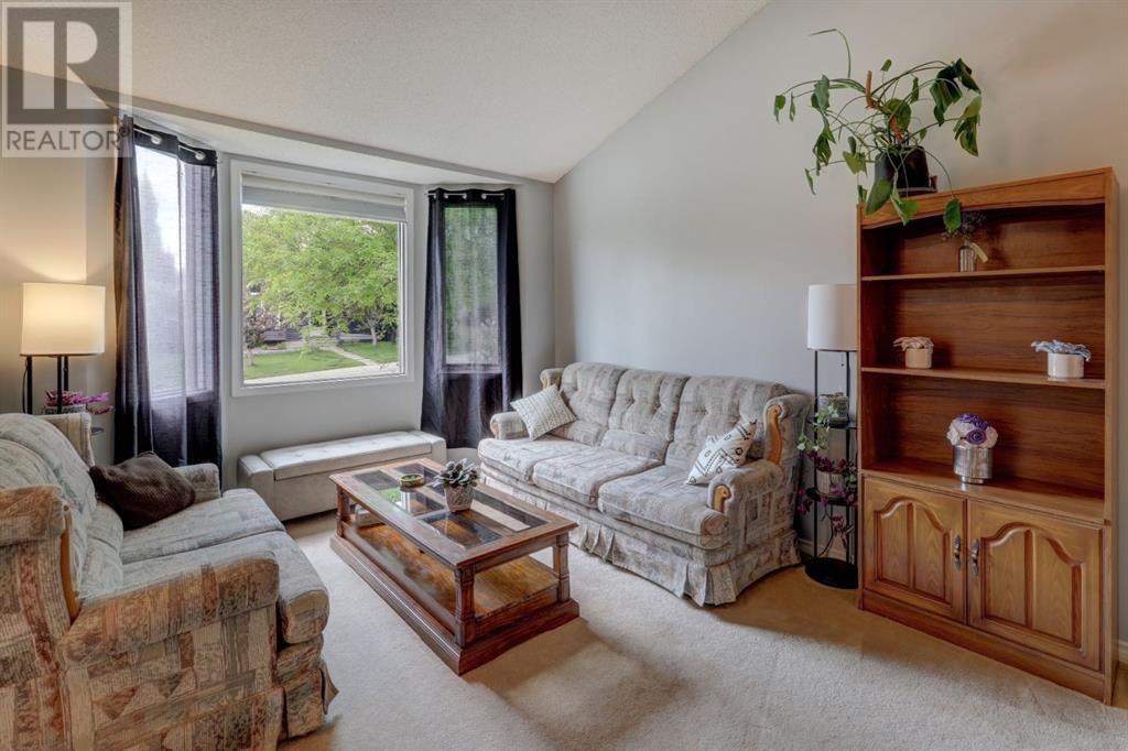 Single Family House 4 Level for Sale in  MacEwan Meadow Rise NW MacEwan Glen Calgary 
