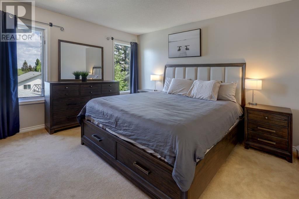 Single Family House 4 Level for Sale in  MacEwan Meadow Rise NW MacEwan Glen Calgary 