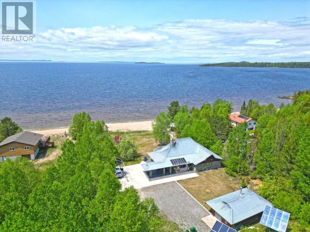 Photo 3 of 11 Peter Drive, Beardmore ON