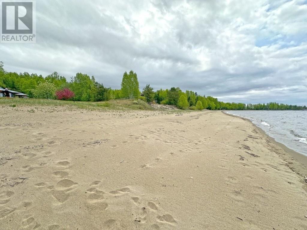 Photo 42 of 11 Peter Drive, Beardmore ON