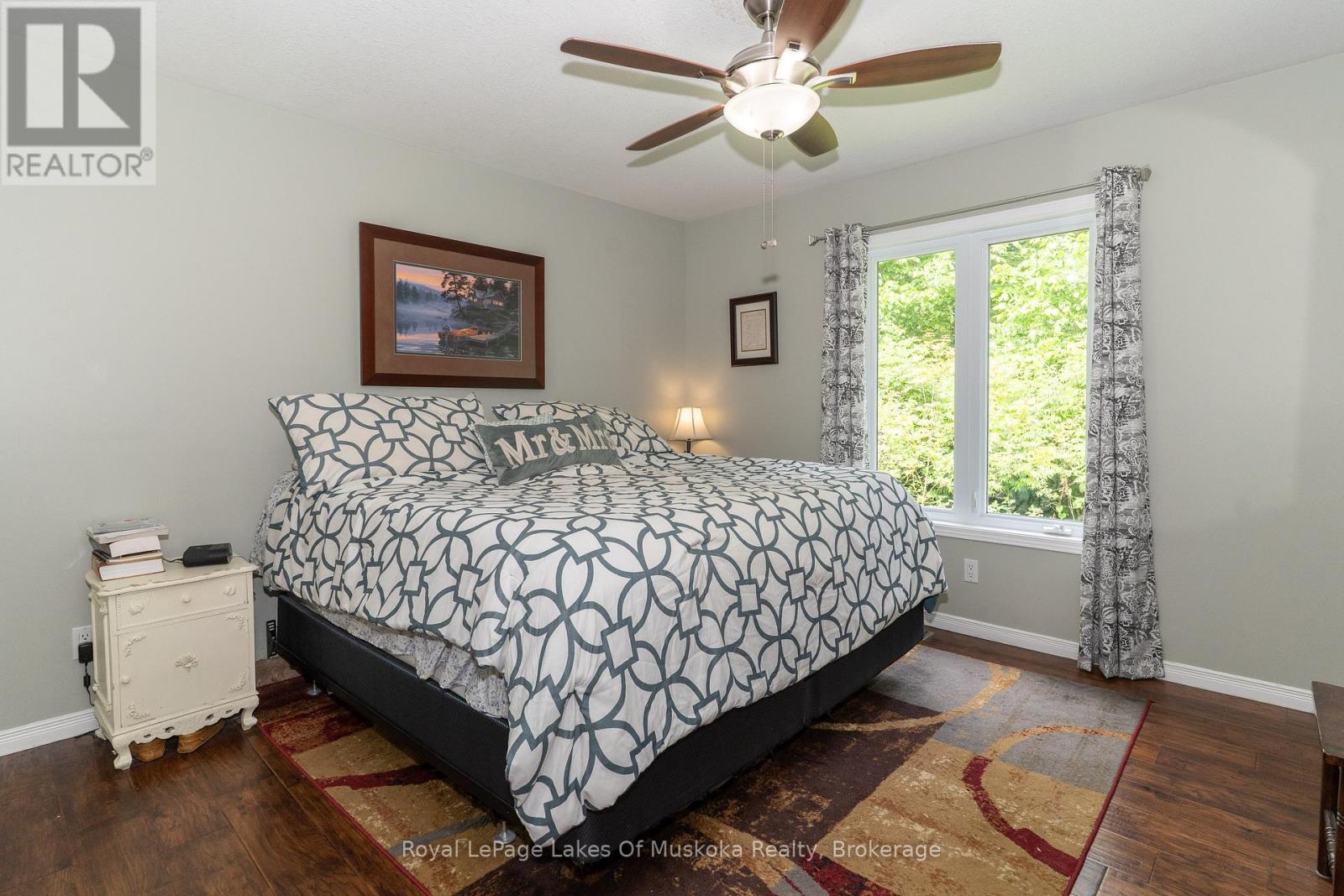 Photo 5 of 74 Glencairn Crescent, Huntsville ON