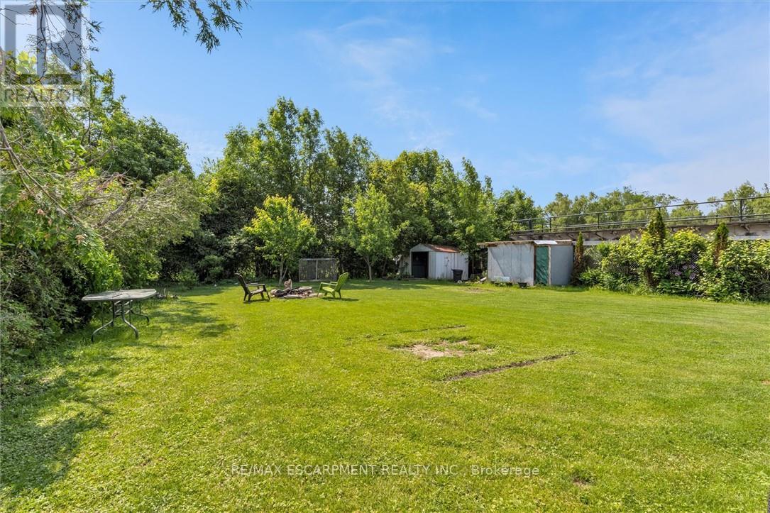 Photo 1 of 197 Riverside Drive, Welland ON