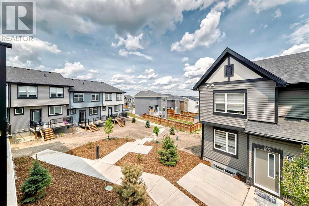 Single Family House for Sale in   Evanscrest Common NW Evanston Calgary 