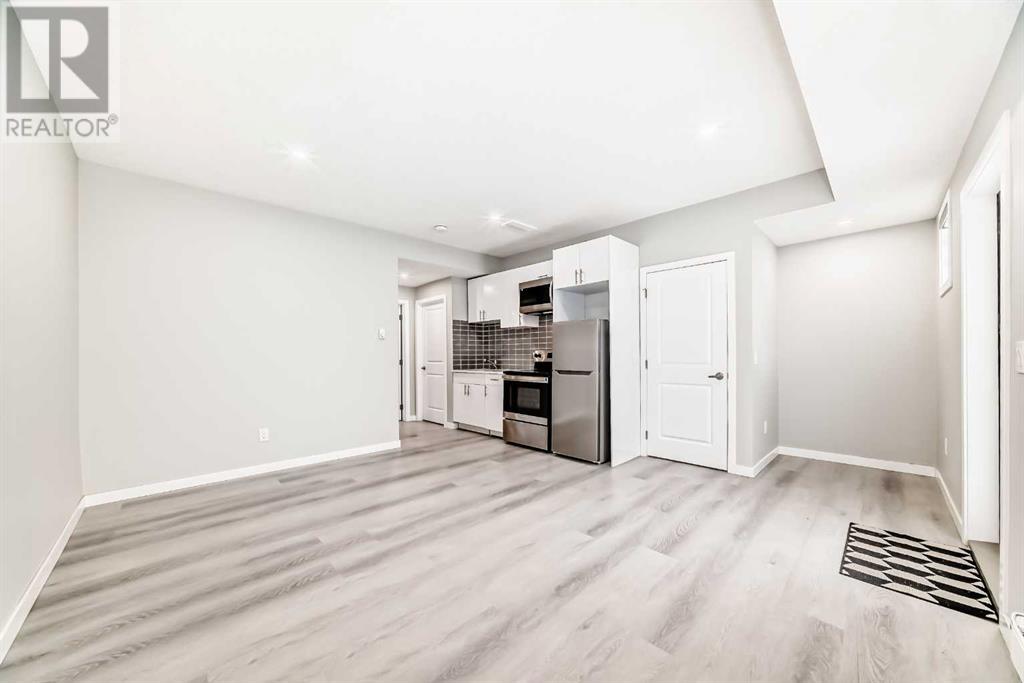 Single Family House for Sale in   Evanscrest Common NW Evanston Calgary 