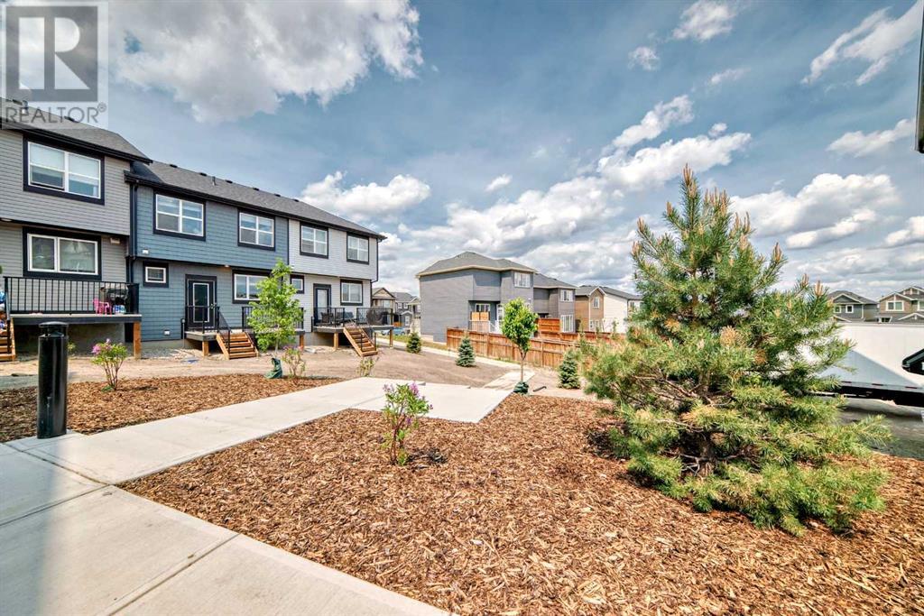 Single Family House for Sale in   Evanscrest Common NW Evanston Calgary 