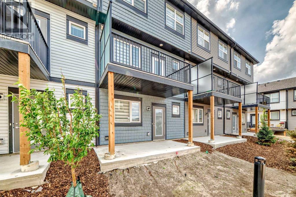 Single Family House for Sale in   Evanscrest Common NW Evanston Calgary 