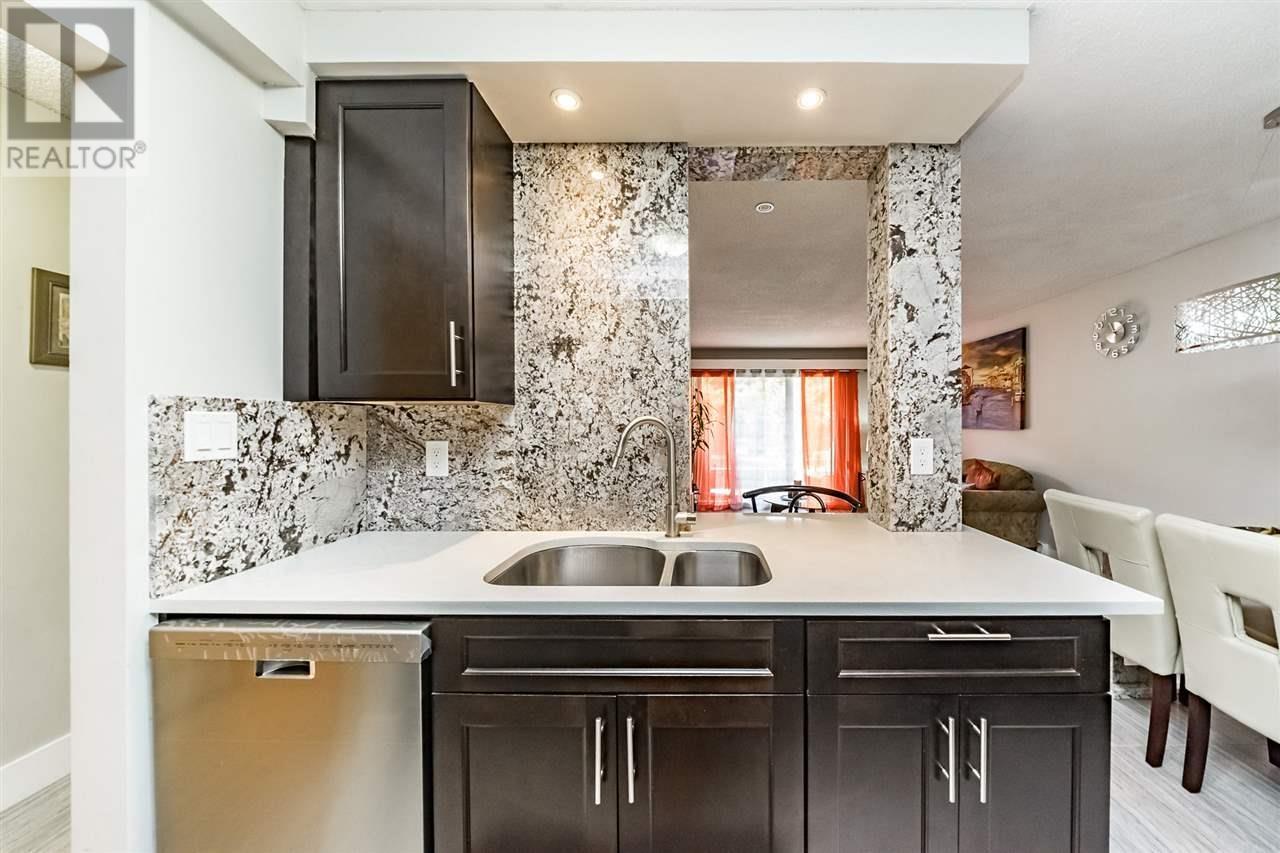 Photo 14 of 118 9847 Manchester Drive, Burnaby BC