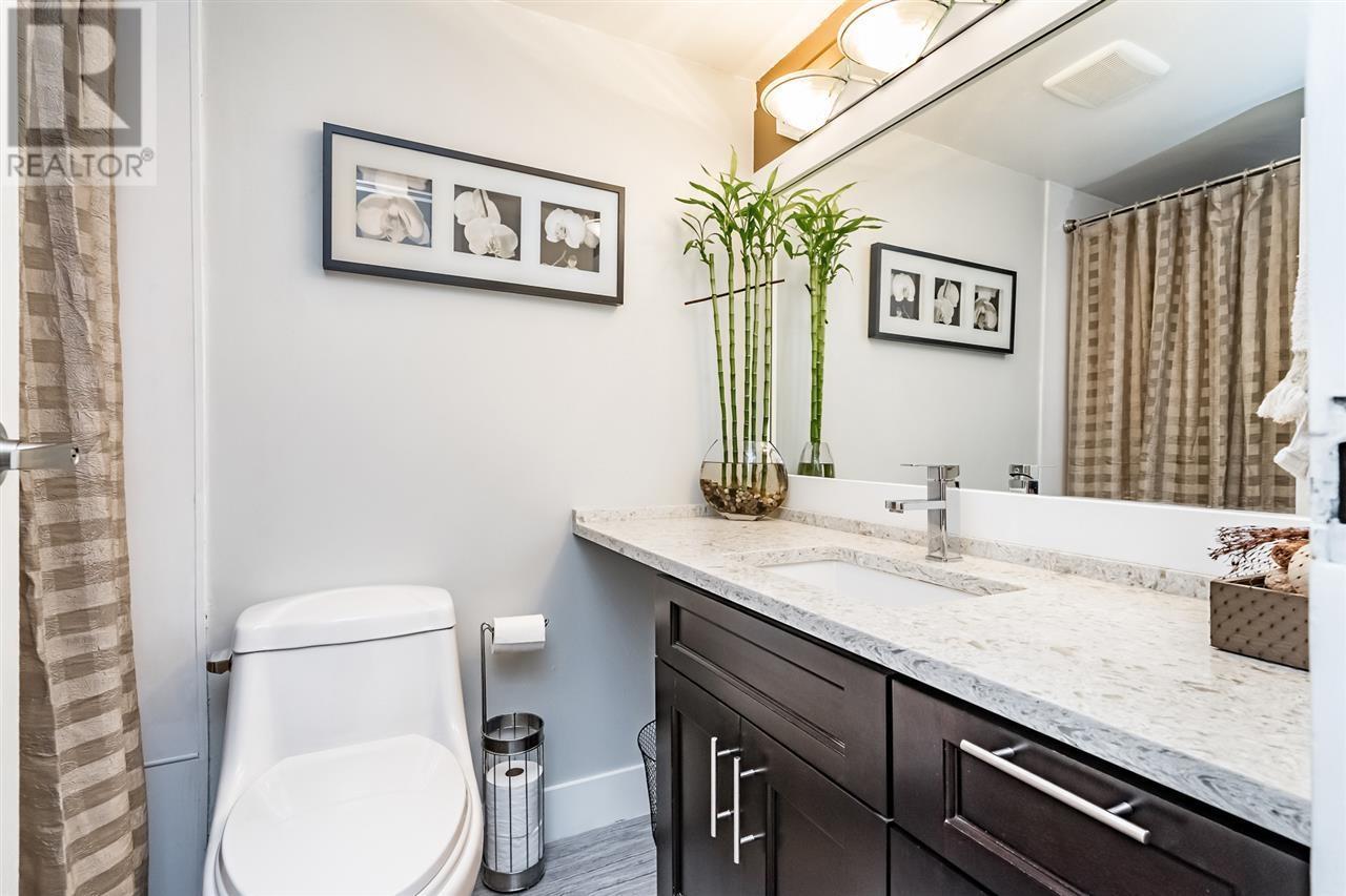 Photo 17 of 118 9847 Manchester Drive, Burnaby BC
