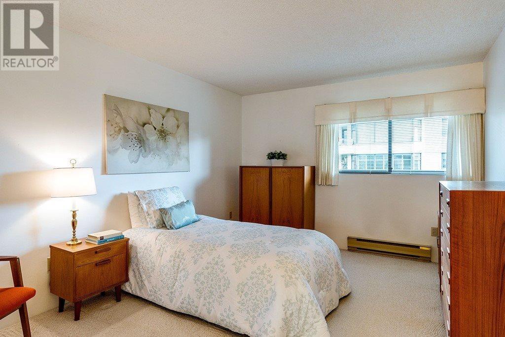 Photo 9 of 208 1750 Augusta Avenue, Burnaby BC