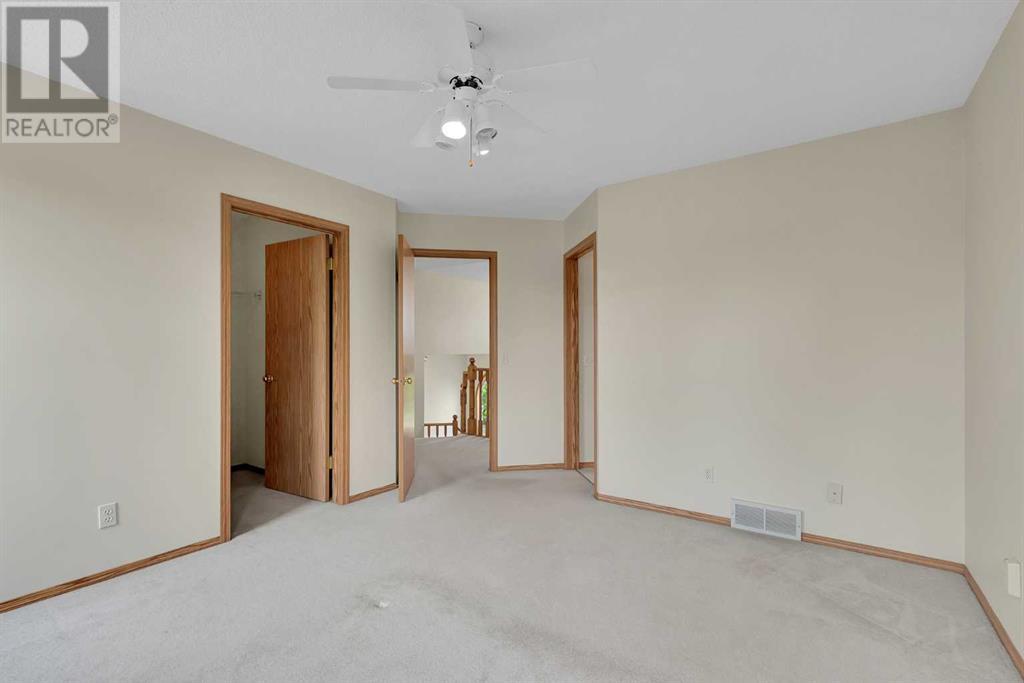 Single Family House for Sale in  Somercrest Close SW Somerset Calgary 