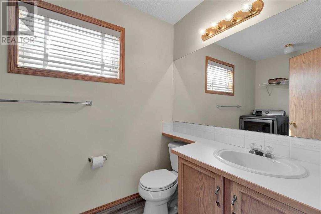 Single Family House for Sale in  Somercrest Close SW Somerset Calgary 