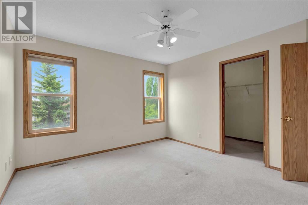 Single Family House for Sale in  Somercrest Close SW Somerset Calgary 