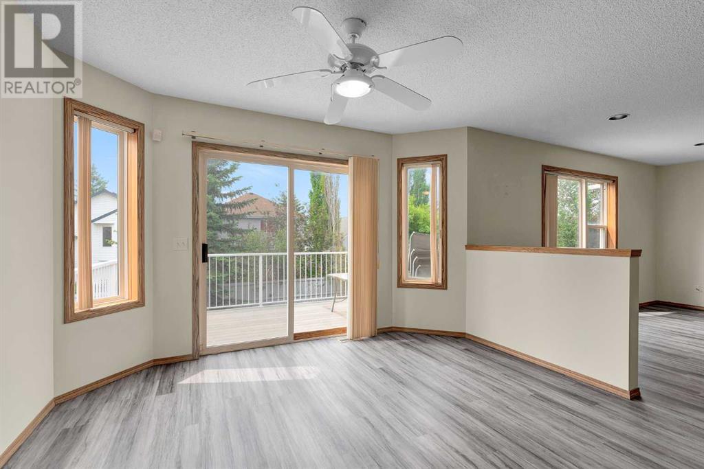 Single Family House for Sale in  Somercrest Close SW Somerset Calgary 