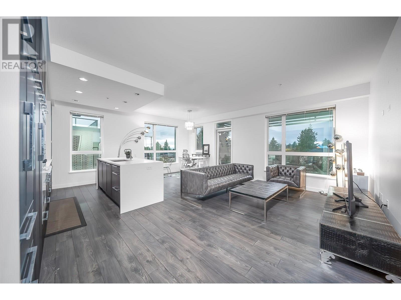 Photo 6 of 505 6677 Cambie Street, Vancouver BC