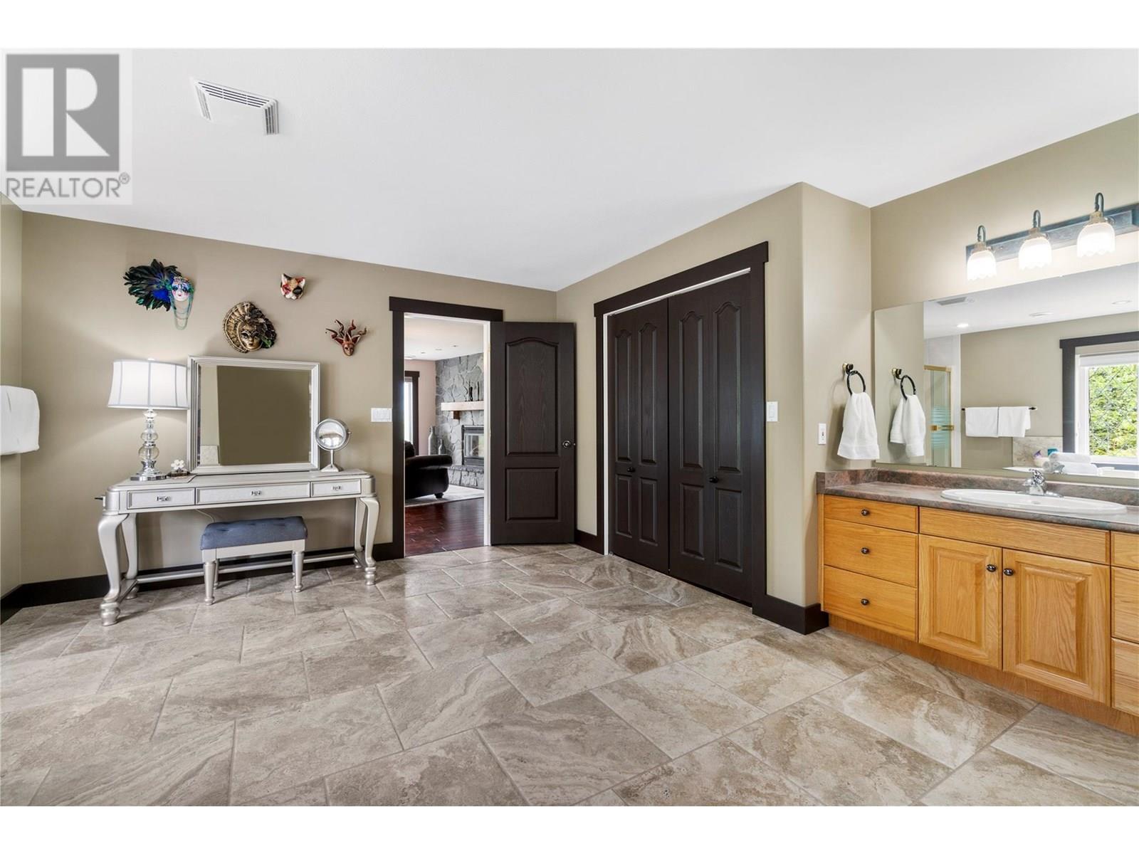 Photo 55 of 5121 Ivy Road, Eagle Bay BC