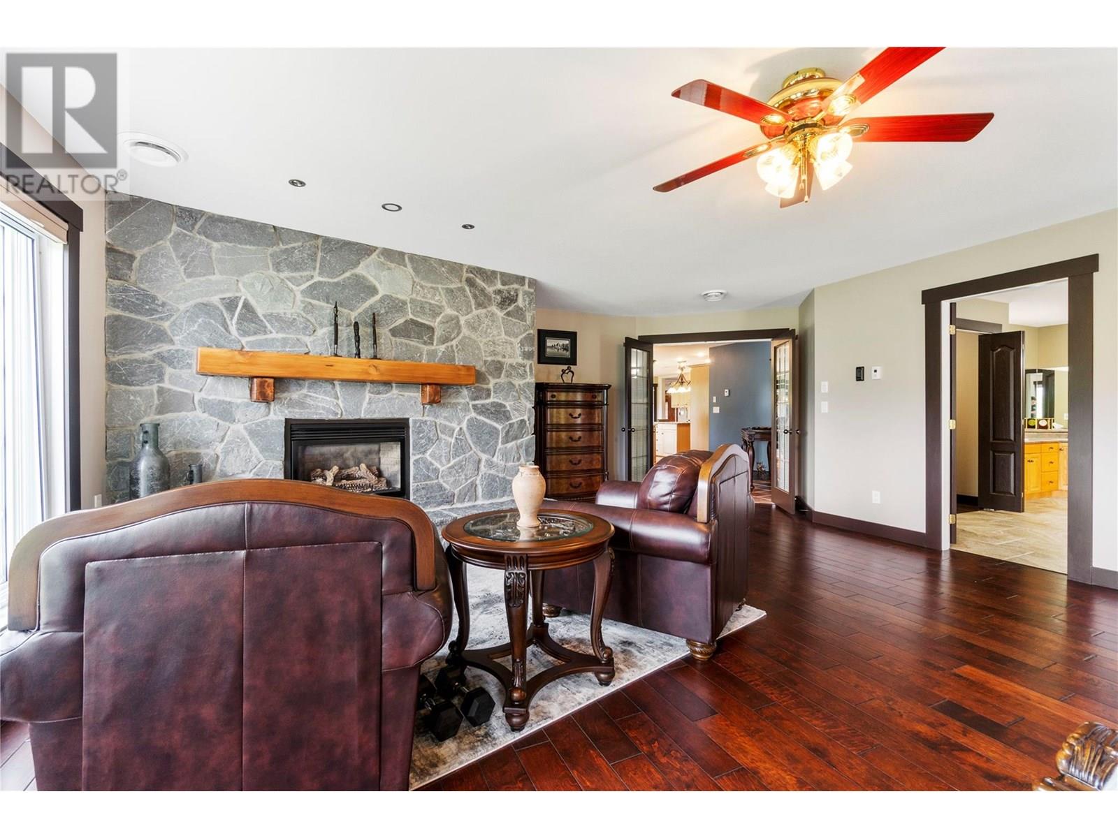 Photo 57 of 5121 Ivy Road, Eagle Bay BC