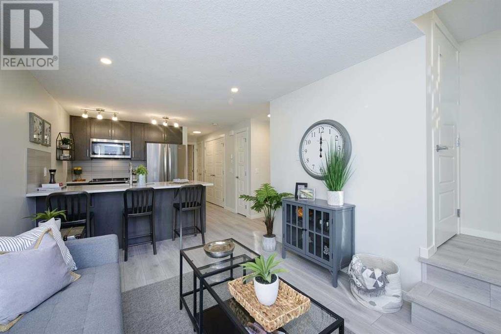 Single Family House for Sale in   Crimson Ridge Place NW Calgary 