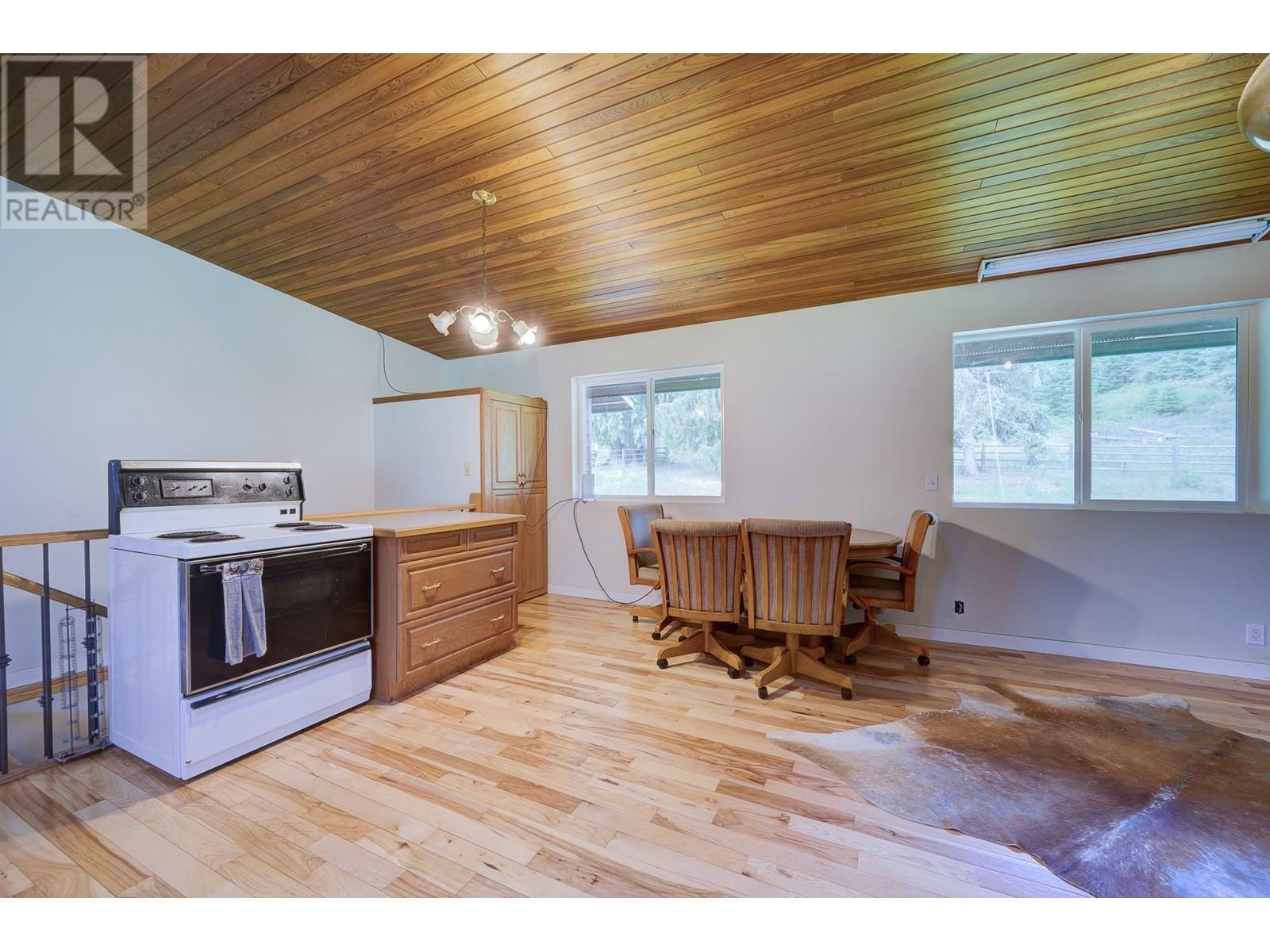 1053 PTARMIGAN Road, Chase