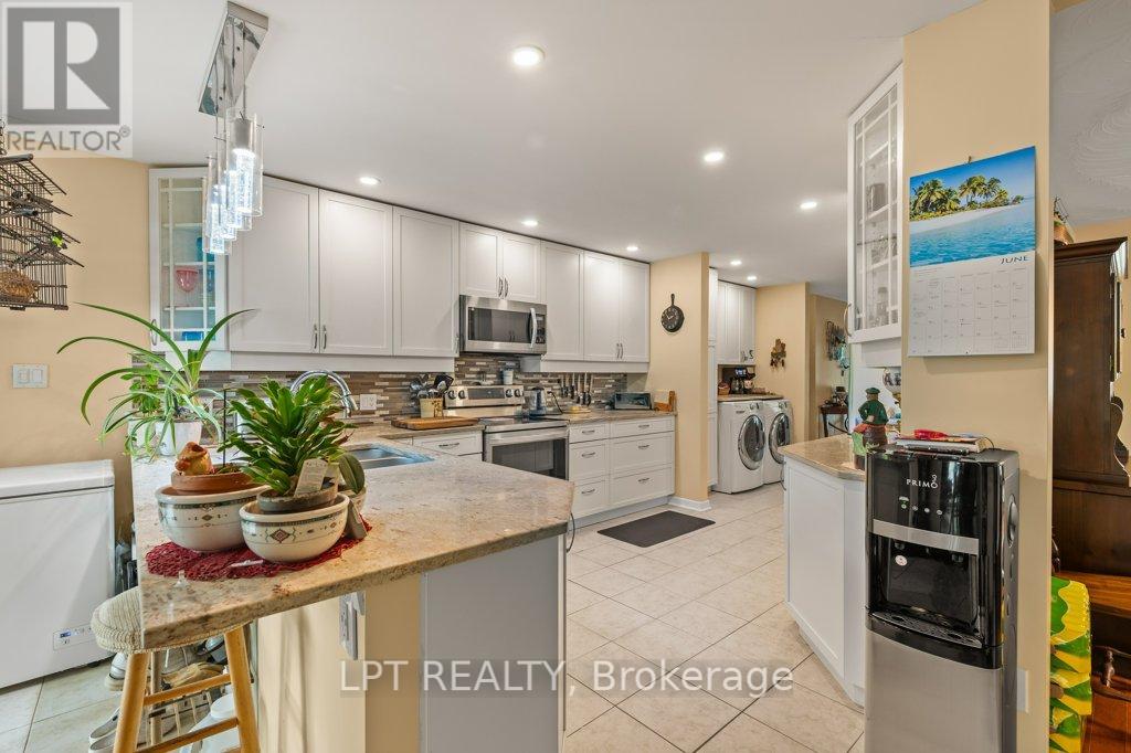 Photo 42 of 31 Acorn Lane, Frontenac ON