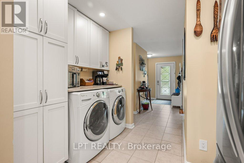 Photo 39 of 31 Acorn Lane, Frontenac ON