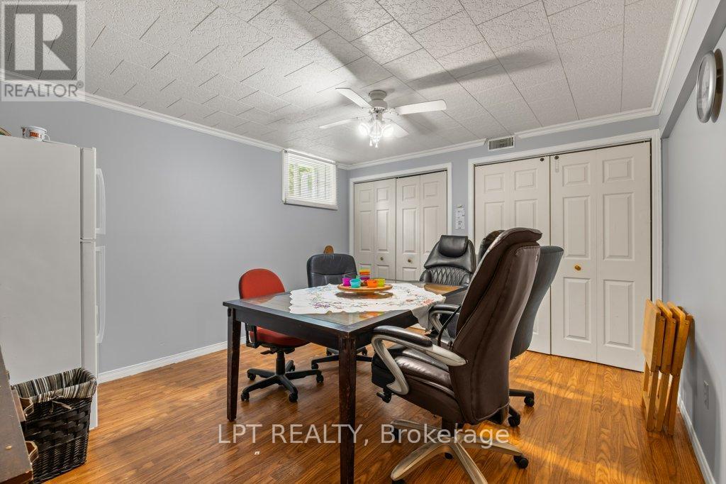 Photo 14 of 31 Acorn Lane, Frontenac ON