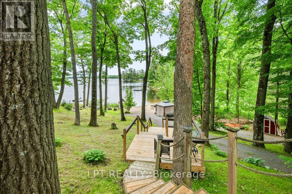 Photo 9 of 31 Acorn Lane, Frontenac ON