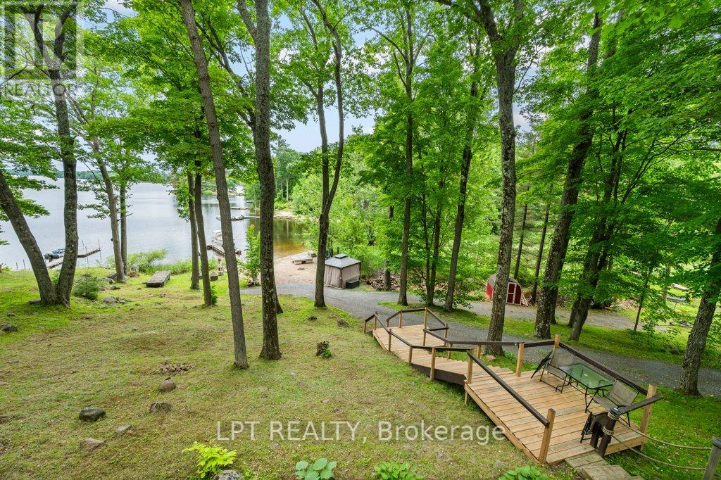 Photo 33 of 31 Acorn Lane, Frontenac ON