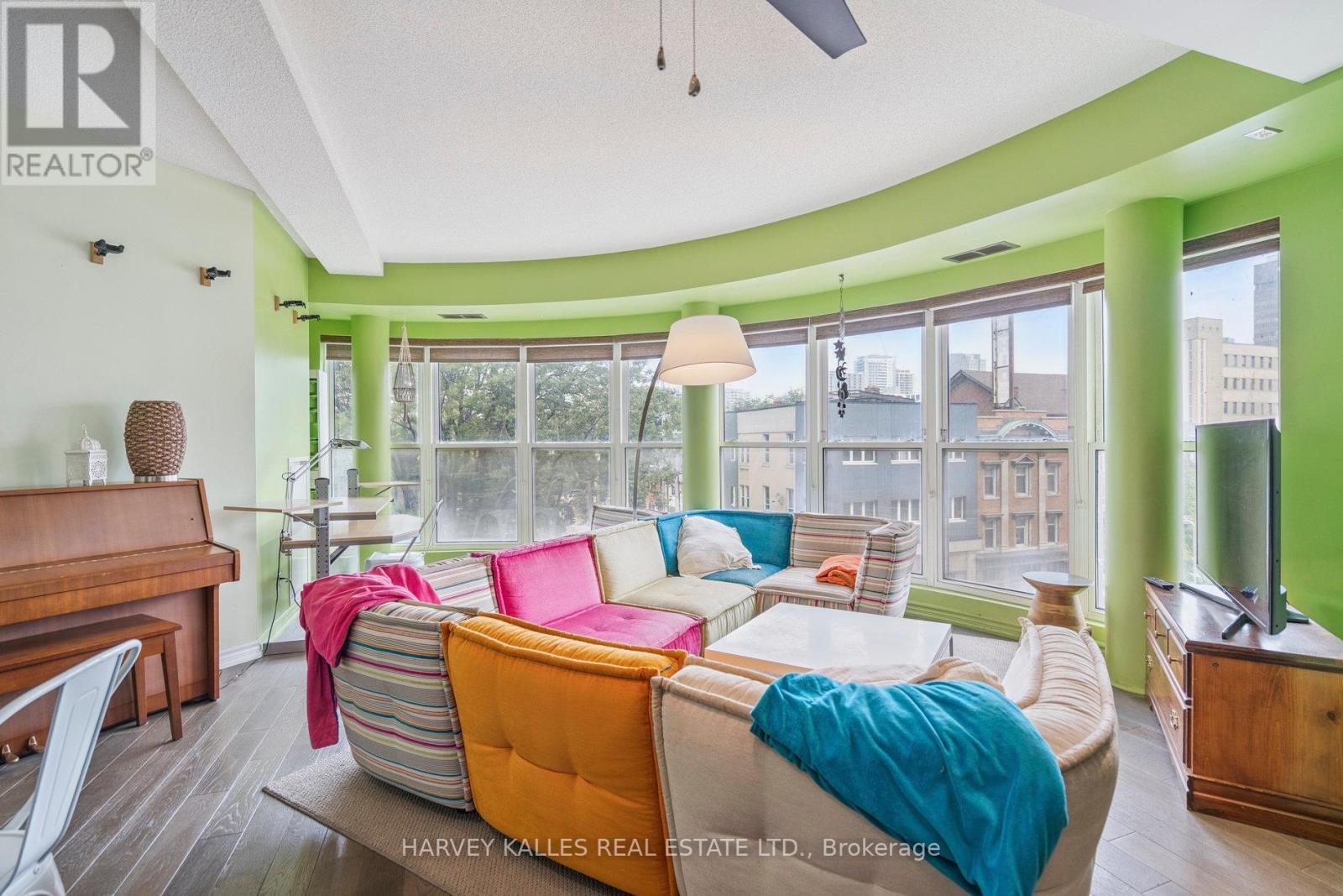 Photo 23 of 414 135 James Street S, Hamilton ON