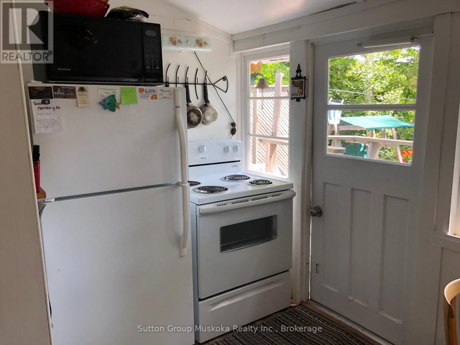 Photo 19 of 726 Muskoka Rd 10 Road, Huntsville ON