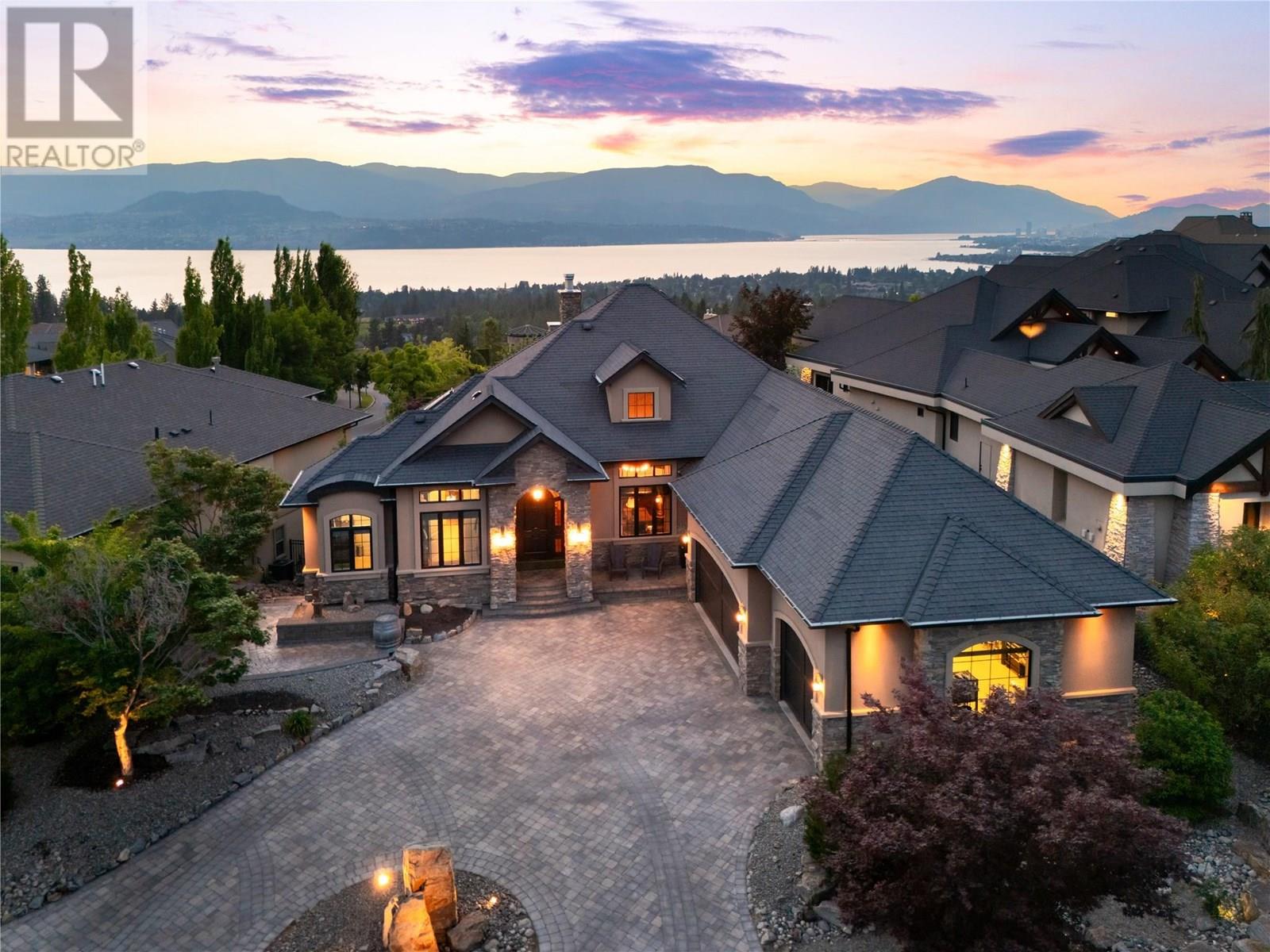  710 ARBOR VIEW Drive, Kelowna