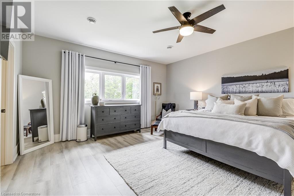 Photo 31 of 994 Hansler Road, Welland ON
