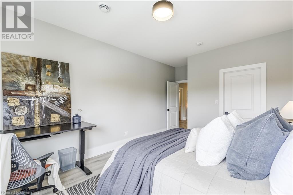 Photo 37 of 994 Hansler Road, Welland ON