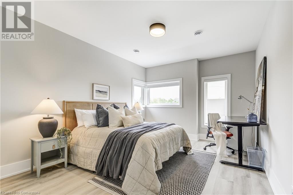Photo 25 of 994 Hansler Road, Welland ON