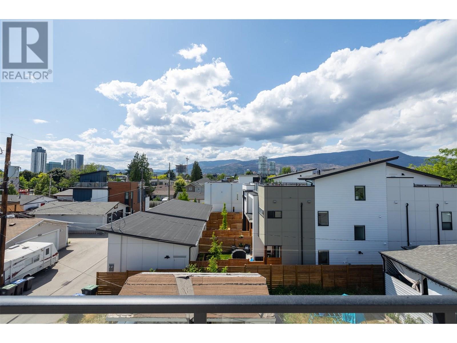  949 & 951 Coronation Avenue, Kelowna