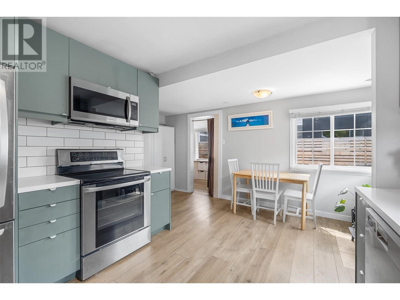  949 & 951 Coronation Avenue, Kelowna