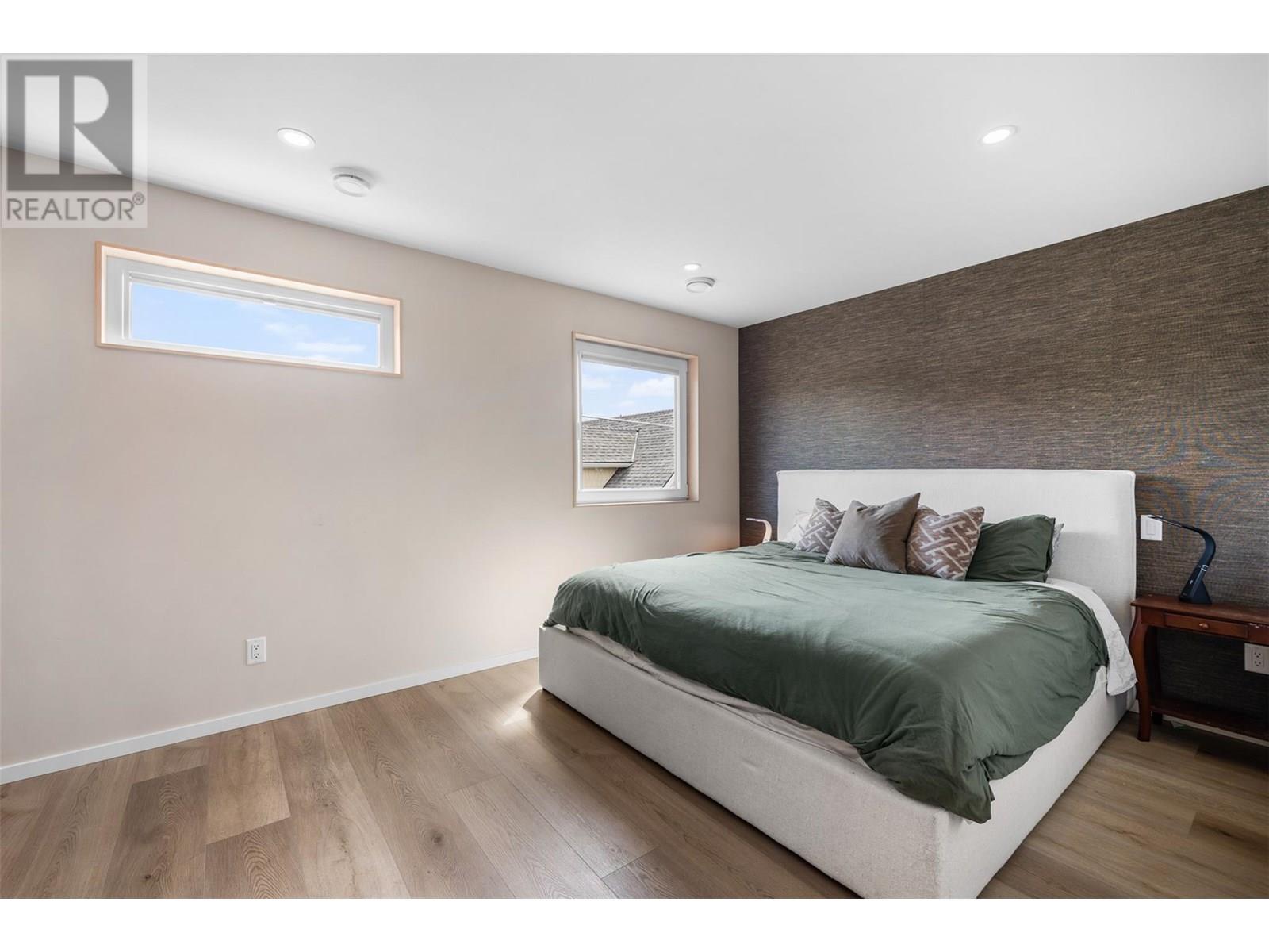  949 & 951 Coronation Avenue, Kelowna