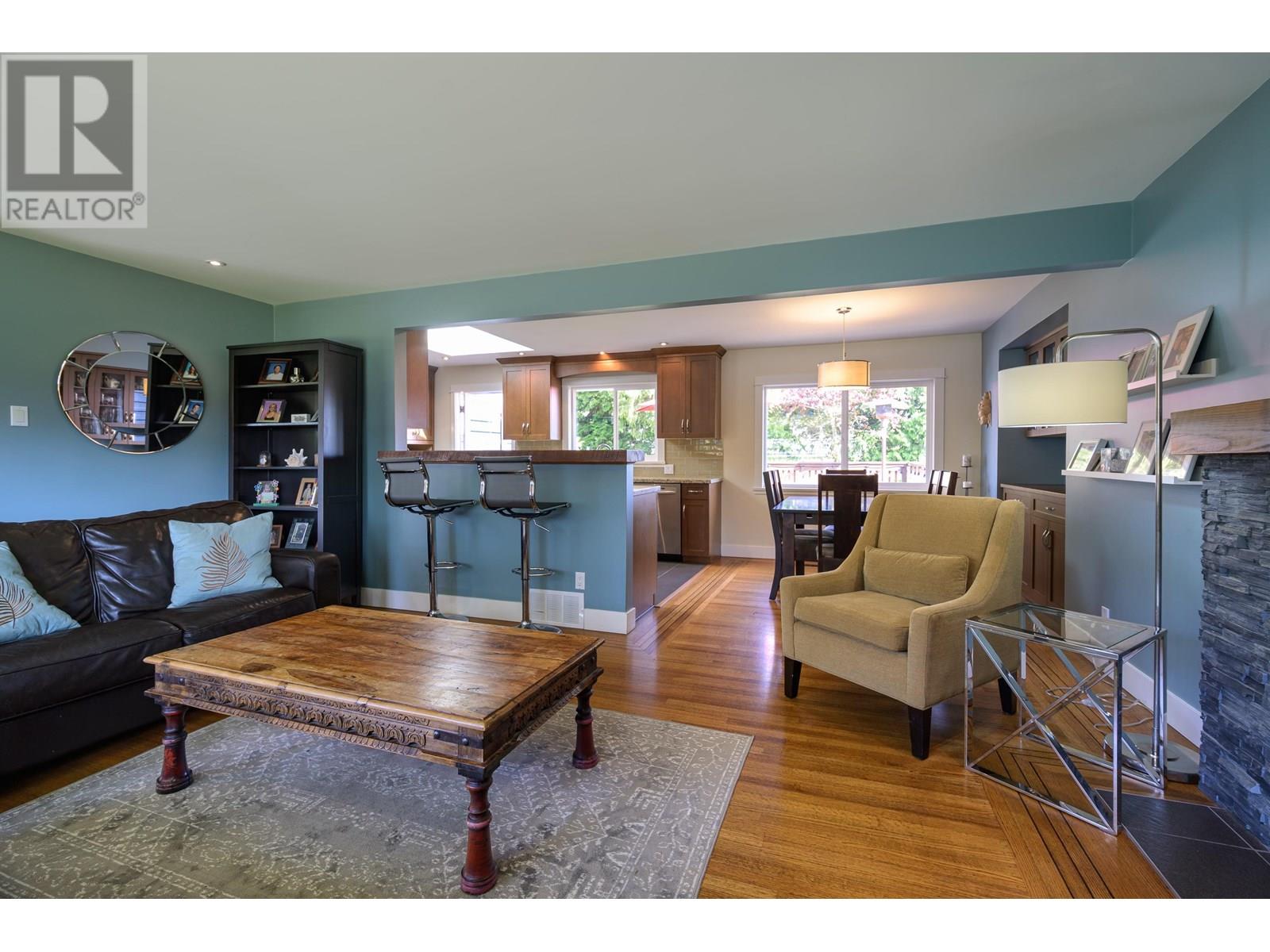 Photo 10 of 5015 Chehalis Drive, Delta BC