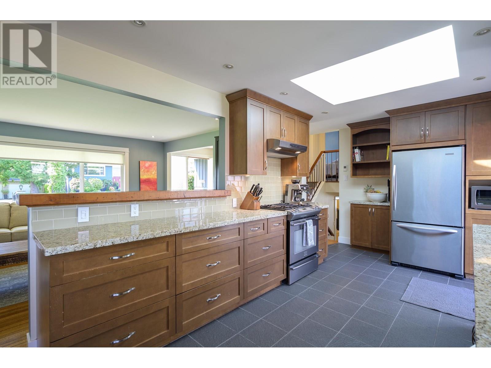 Photo 13 of 5015 Chehalis Drive, Delta BC