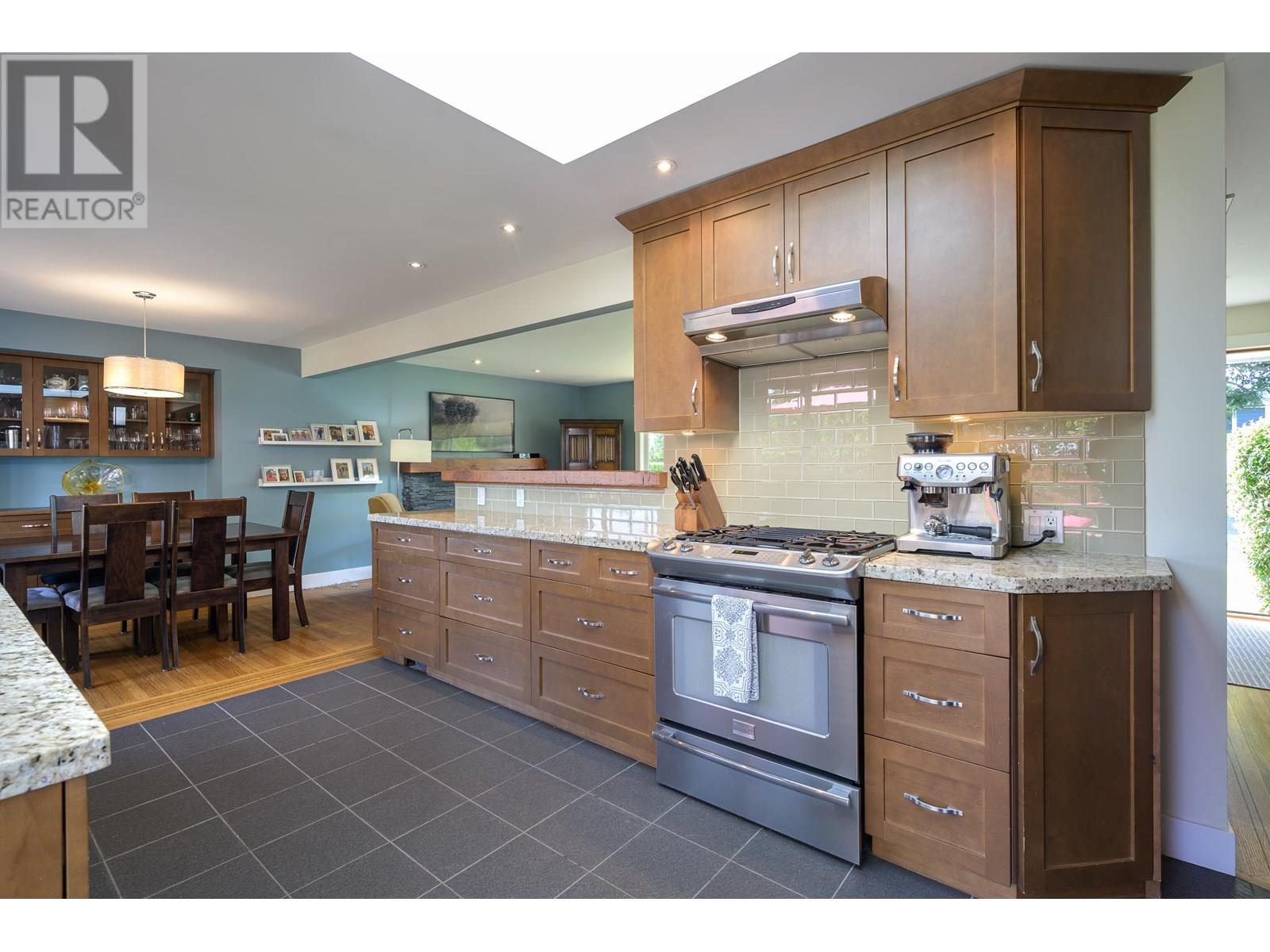 Photo 16 of 5015 Chehalis Drive, Delta BC