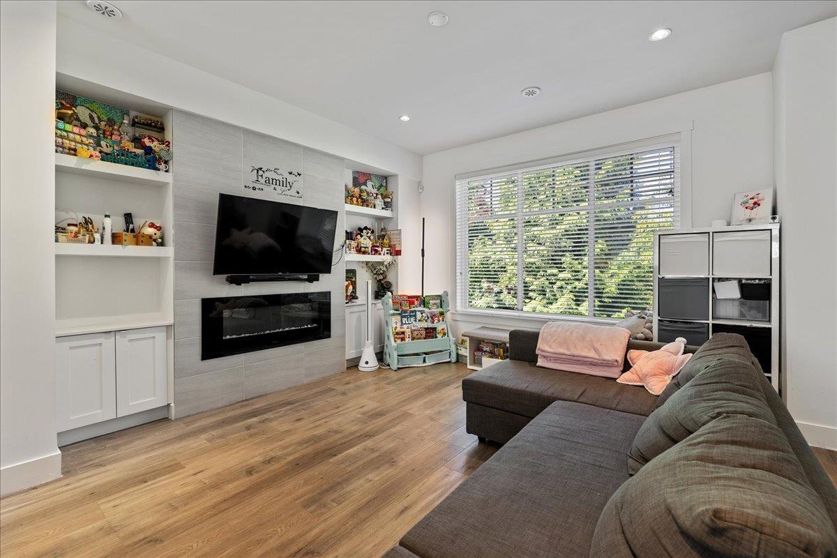 25 11188 72 AVENUE, Delta