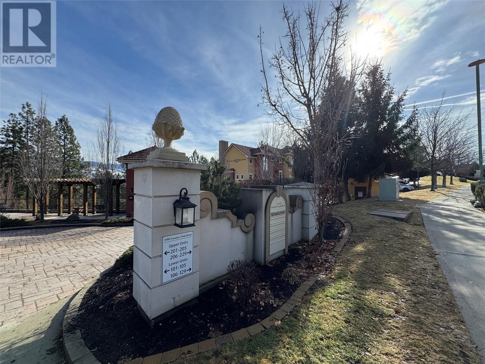 128 1795 Country Club Drive, Kelowna