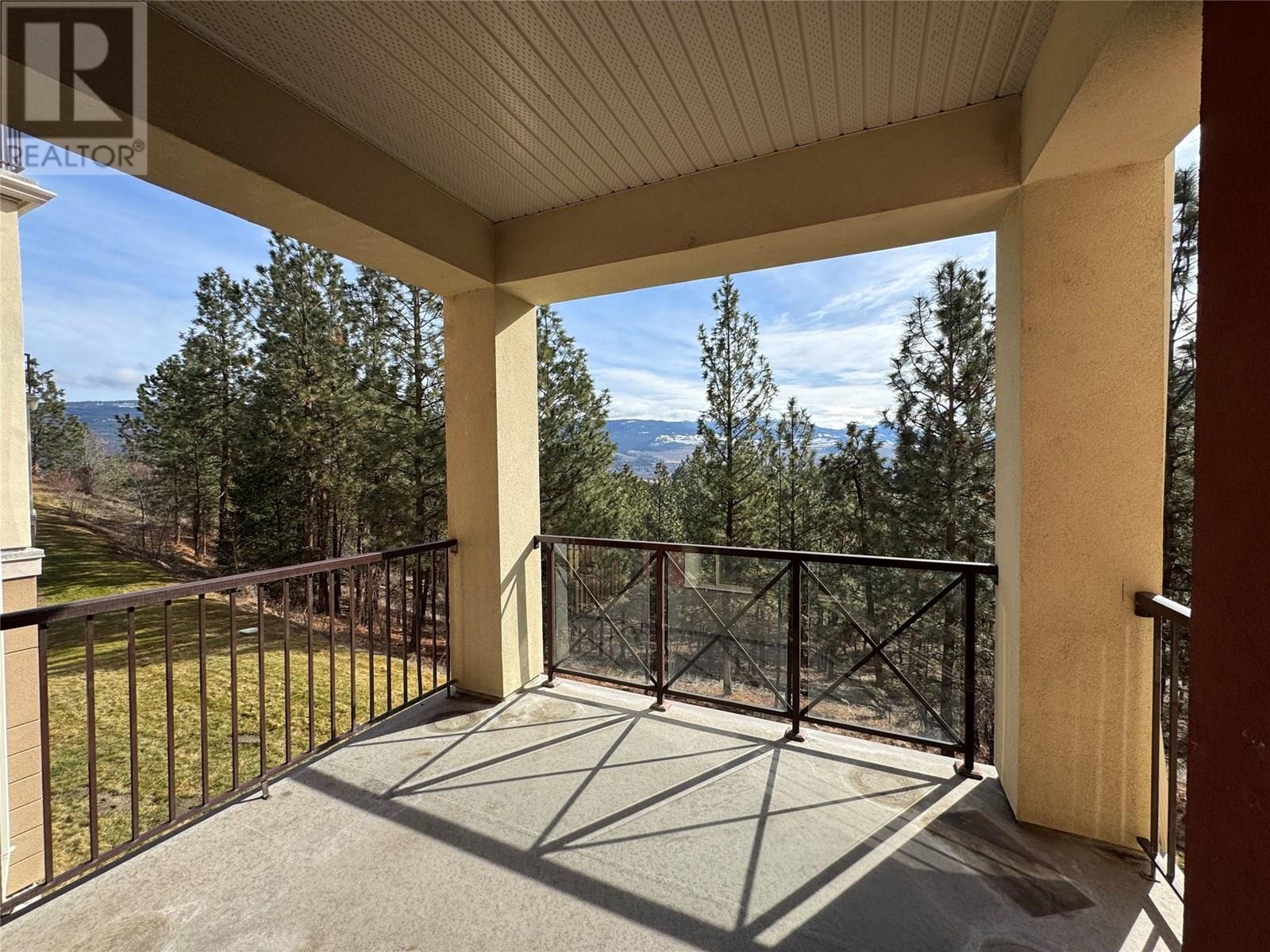 128 1795 Country Club Drive, Kelowna