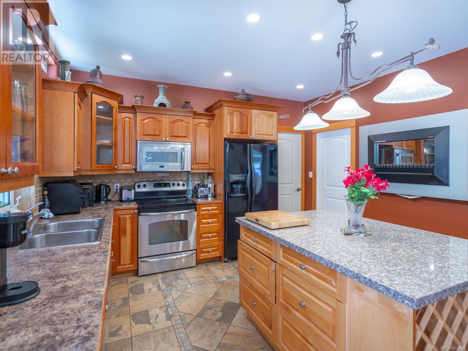 8 Pirate Pl, Protection Island