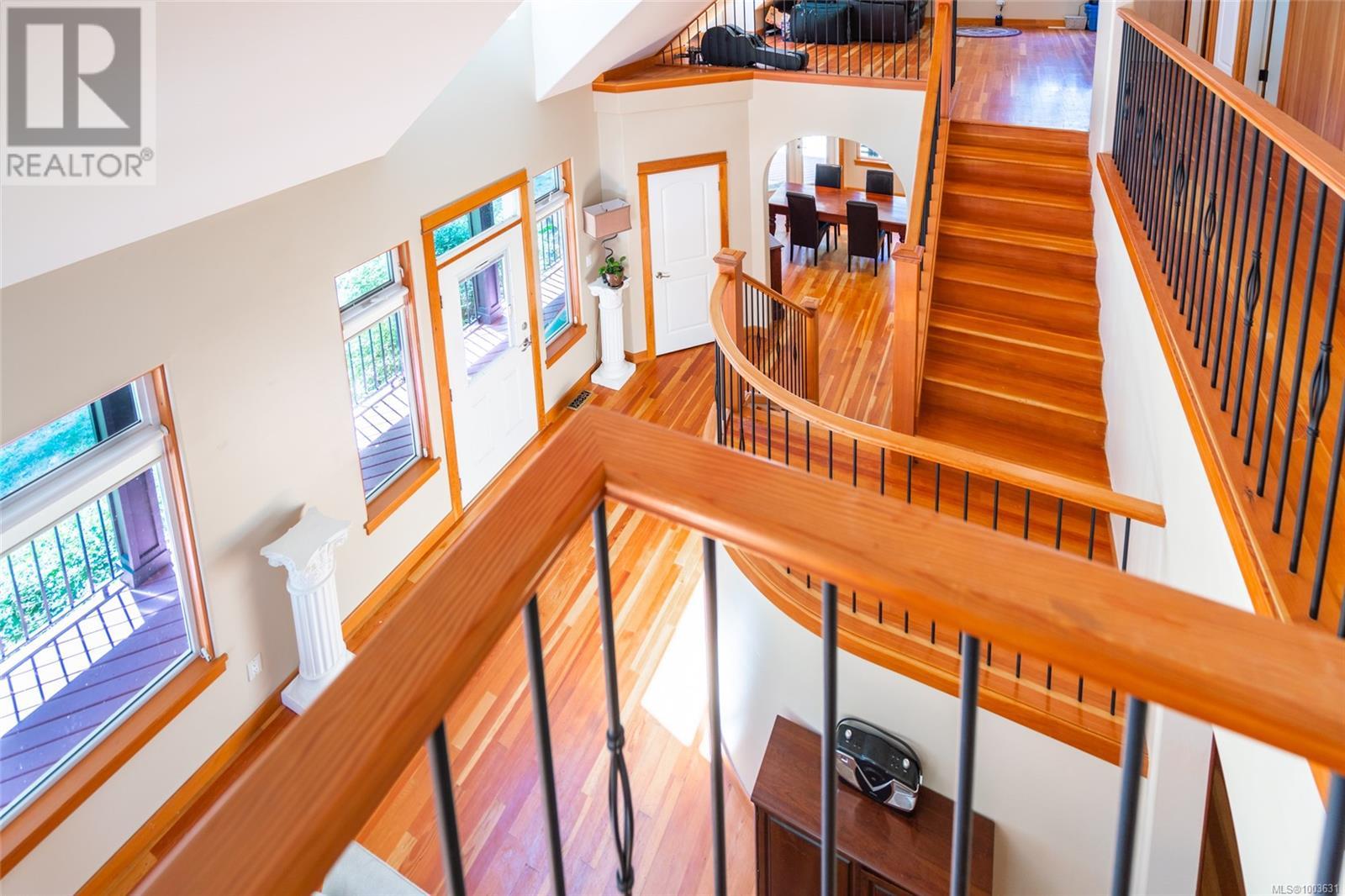 8 Pirate Pl, Protection Island